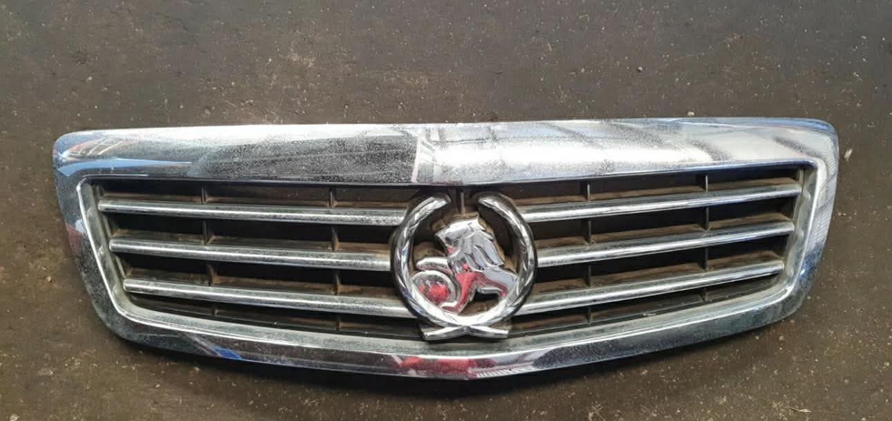 Holden Statesman front grill