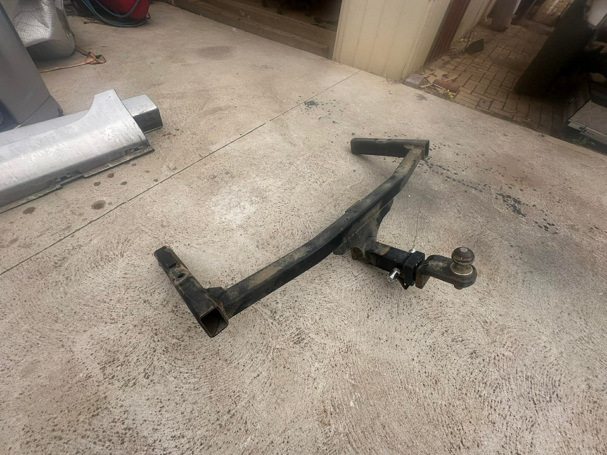 Tow hitch Fits Caprice