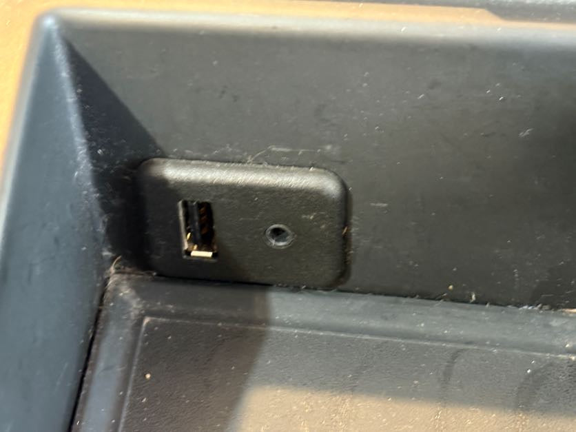 G8 Console Cubby