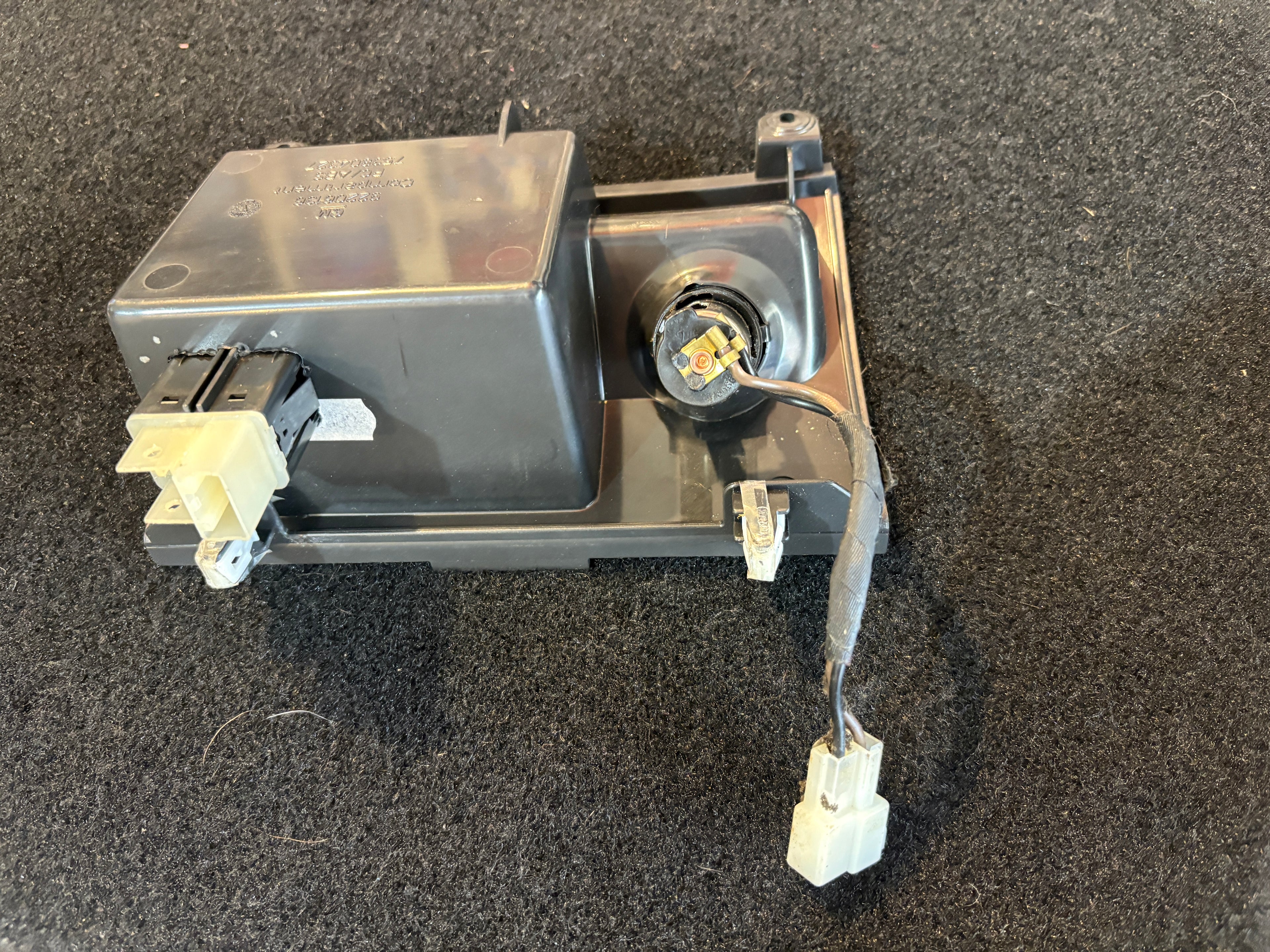 G8 Console Cubby
